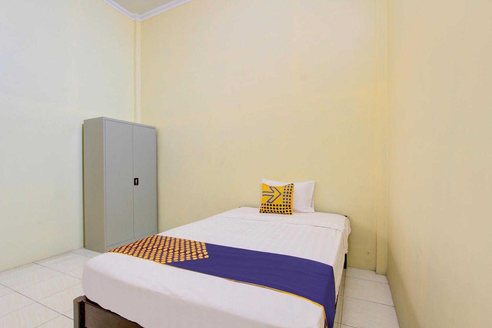 Spot On 93245 Guest House Mulia Dua Syariah Klaten Luaran gambar